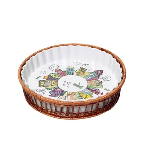 Kamille Форма керамическая для запекания 2,1 л. круглая KM-6305 (29х29х5 см) с ротанговой корзинкой