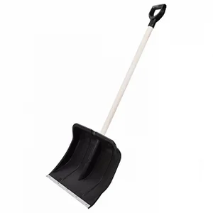 Delta Лопата снеговая "Вьюга №2" (оцинкованная планка) в сборе с деревянным черенком и V-образной ручкой