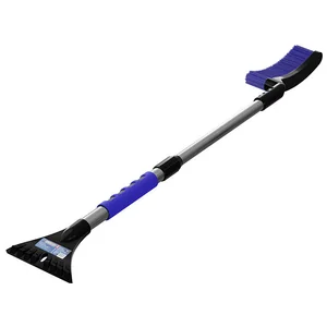 DELTA Щетка со скребком OKTAN FLAP, телескопическая ручка, черная, 700-1000 мм (Черный) А3-01-33