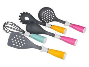 Кухонные принадлежности