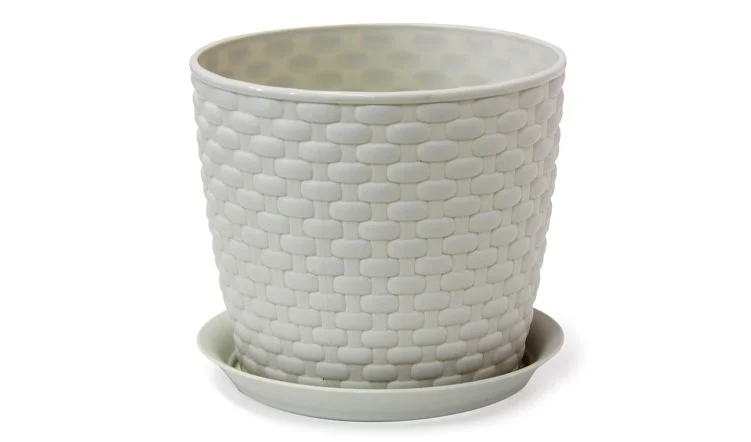 М-ПЛАСТИКА Кашпо Ротанг 4,7 л. М 3083 белый