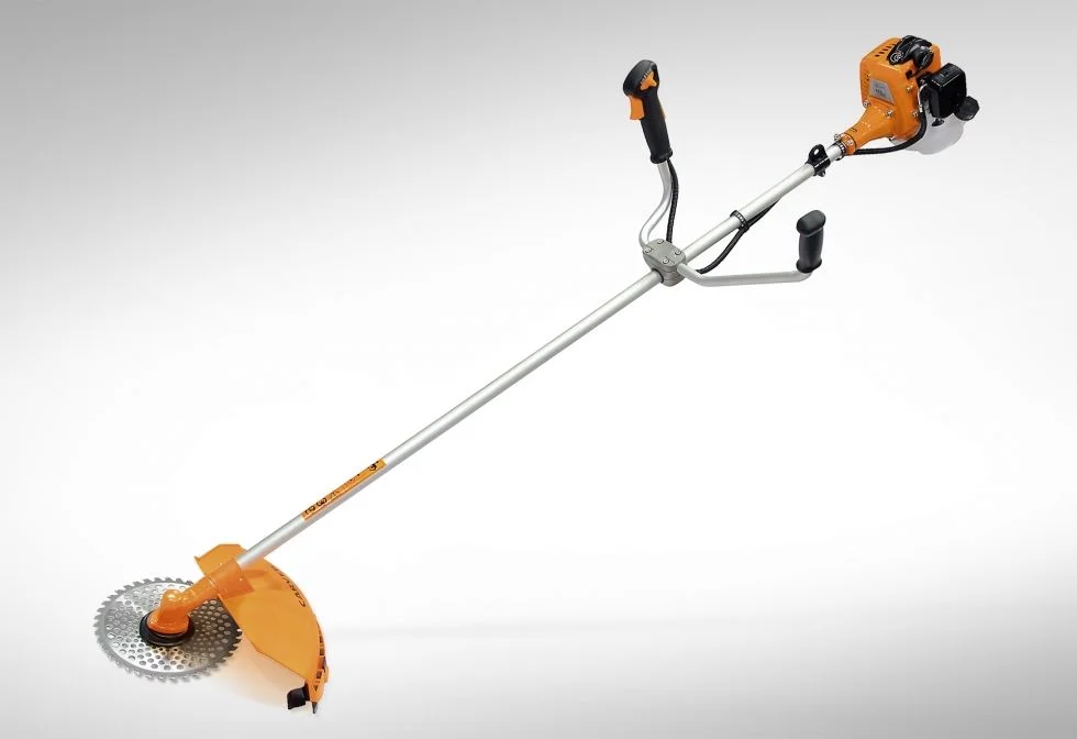 CARVER Бензиновый триммер GBC-026