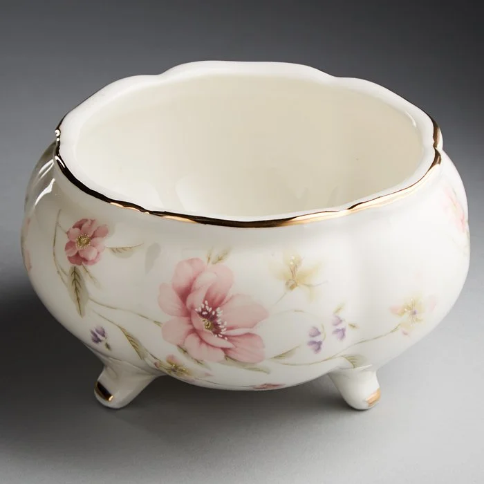 BEATRIX Розетка Ø11х6,5см Сан-Марино МН003W